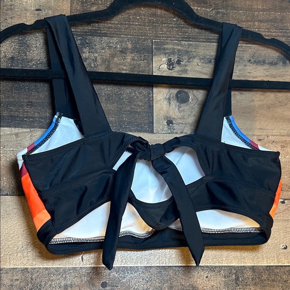 Colorful striped bathing suit top - Picture 2 of 4